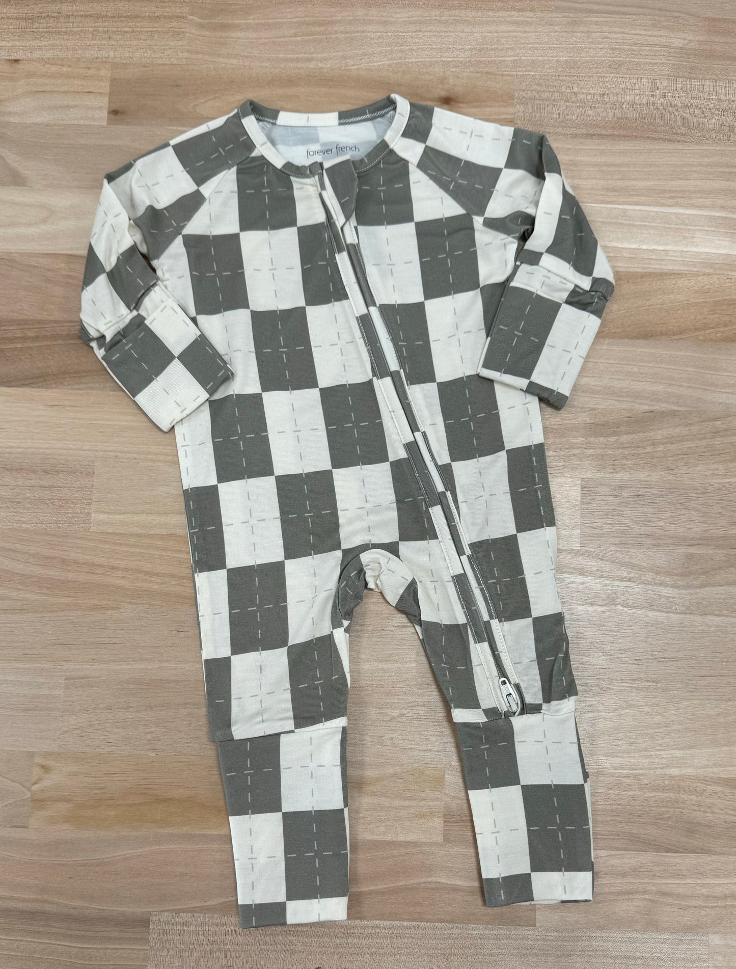 Green Grid Sleeper