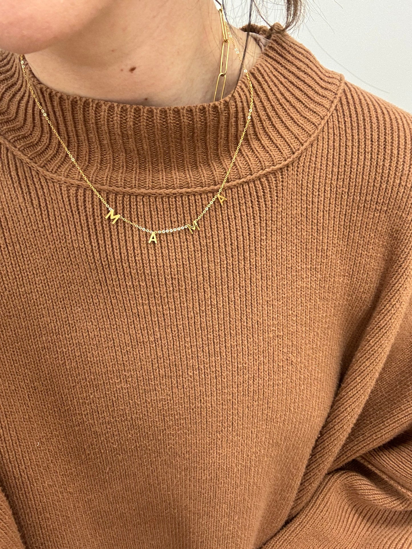 Mama necklace